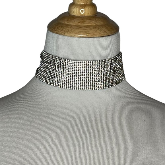 Jewelry - 70’s Style Rhinestone Choker Collar Necklace